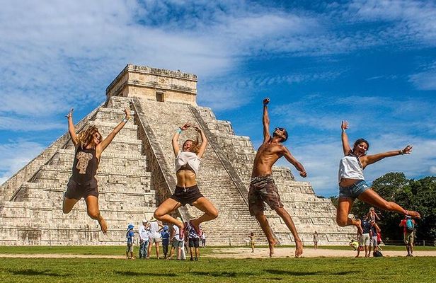 Chichen Itza Day Trip from Riviera Maya