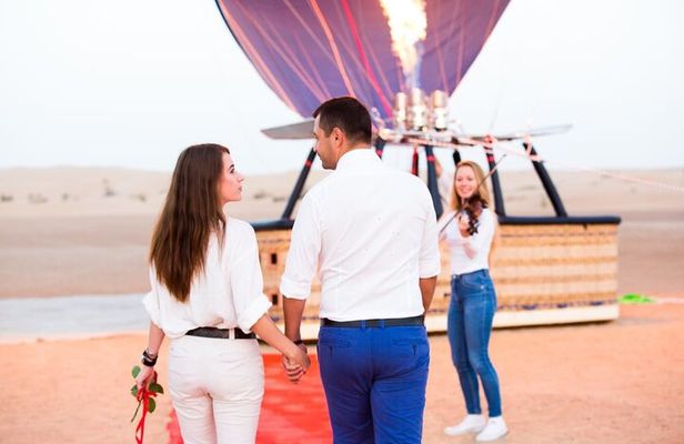 Dubai Hot Air Balloon Sightseeing