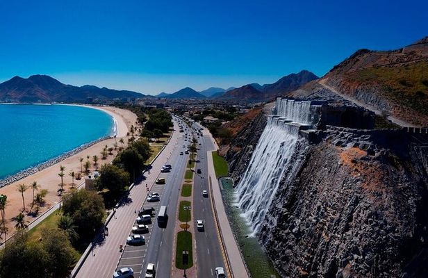 Full-Day East Coast Fujairah City Tours from Dubai