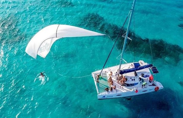Catamaran Party on the Caribbean Sea to Isla Mujeres