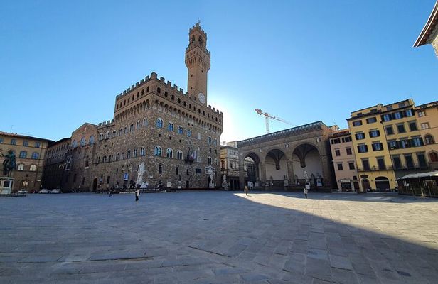 Florence:Walking Tour & Michelangelo's David Audio Tour with Host