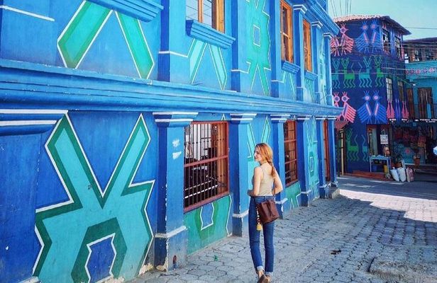 Discover The Mayan Towns Around Lake Atitlan On a 2-Days Tour From Antigua