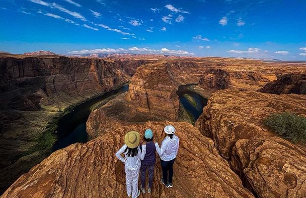 Upper Antelope Canyon and Horseshoe Bend Tour from Page, AZ