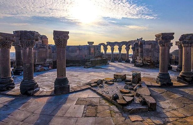 Private Tour to Echmiadzin,St.Hripsime & Gayane Churches, Zvartnots Temple