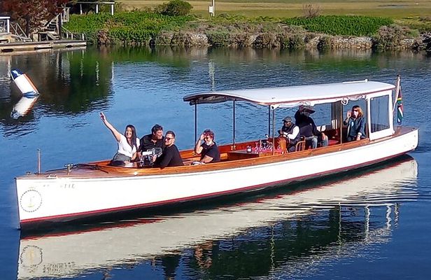 Knysna Boat Cruise aboard Coquette