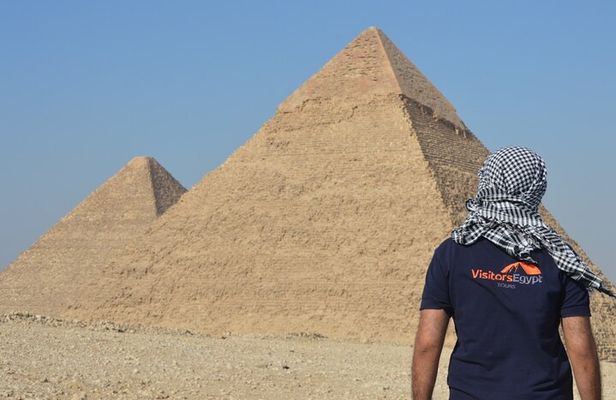 Pyramids of Giza & The Egyptian Museum Tour