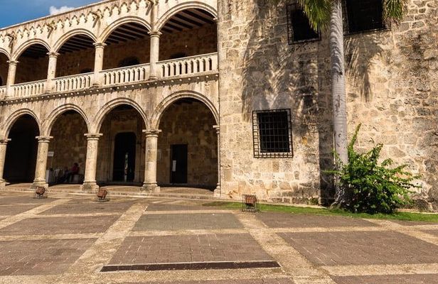 Santo Domingo City Tour with Pickup in Bayahibe