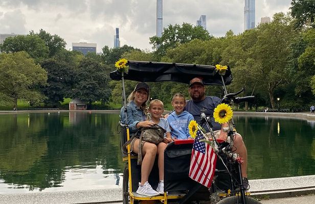 New York City: Guided Private Pedicab Tour in Central Park