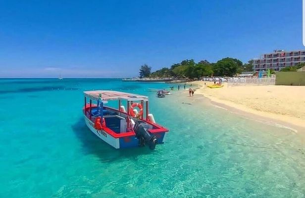 Negril Seven Mile beach and Rick’s Cafe from Montego Bay