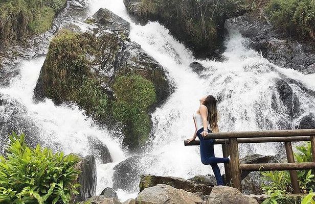 Half-Day at Beautiful Town of El Retiro & Tekendamita Waterfall!