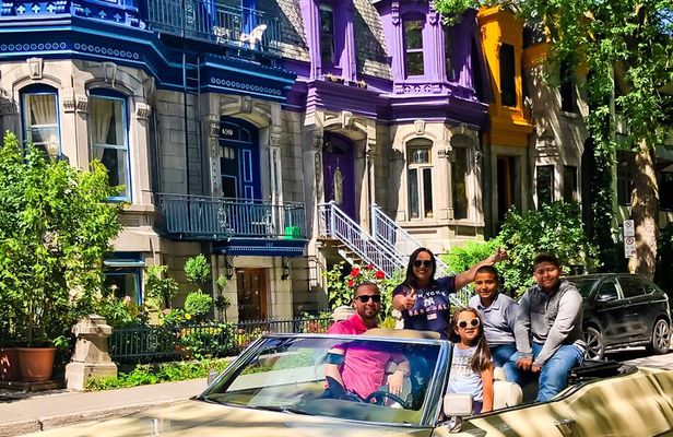 PRIVATE 2-Hour tour of Montréal in Convertible Cadillac + Murals