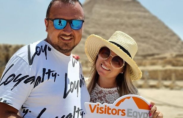Giza Pyramids & Sphinx Private Day Tour