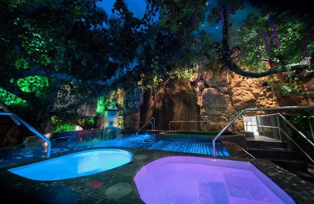 Spa: Hydrotherapy + Thematic Relaxing Massage + Teppanyaki dinner