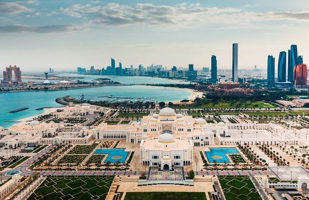 Abu Dhabi Full Day Tour & Heritage Village from Dubai with Lunch