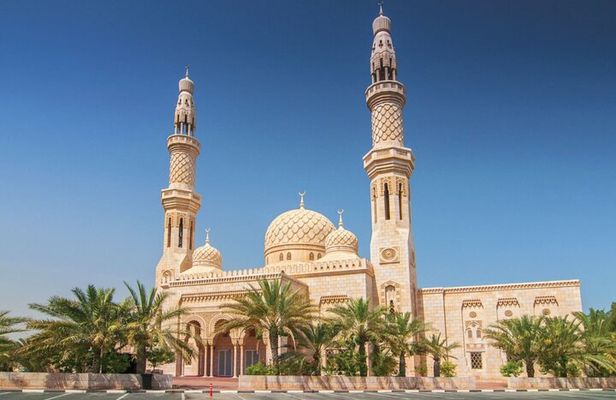 Dubai Traditional City Tour from Dubai with Abra Ride 