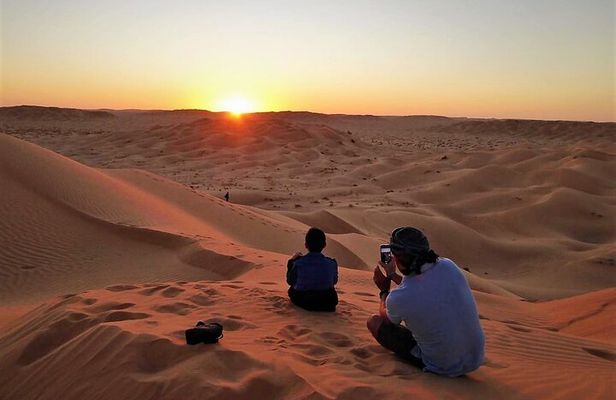 Desert Sunset Magic – Salalah Empty Quarter Experience