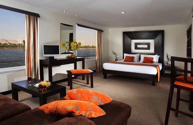 Sailing Nile cruise from Luxor for 6 nights