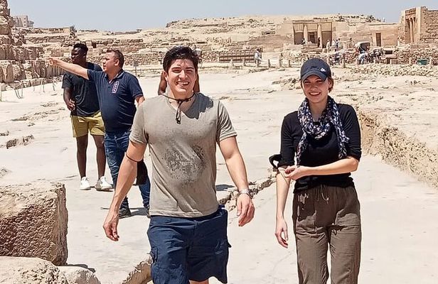 Private Day Tour to Pyramids,Saqqara,Memphis & Dahshur with Lunch and Camel ride