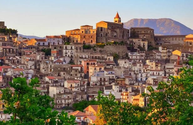 Nebrodi Medieval Day – Castle and Convent Tour (Private Experience)