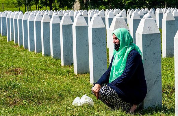 Understanding Srebrenica Genocide Tour + Lunch with Local Family Included