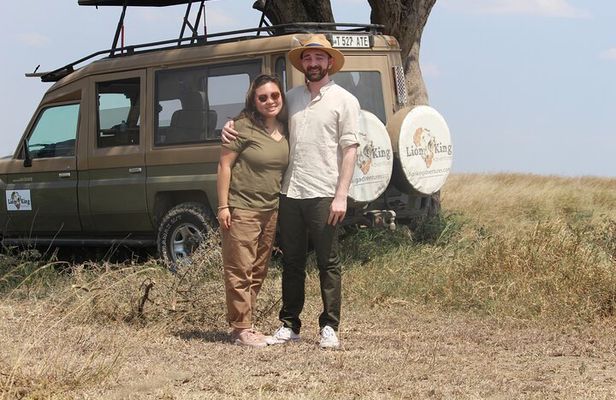 5-Day Highlights mid-Range Crater, Serengeti, Tarangire