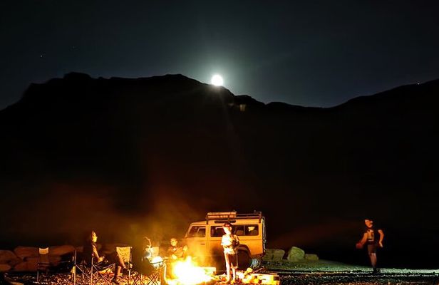 Sunset time Ramon Crater Jeep tour, bonfire and stargazing