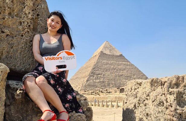 Giza Pyramids & Sphinx day trip