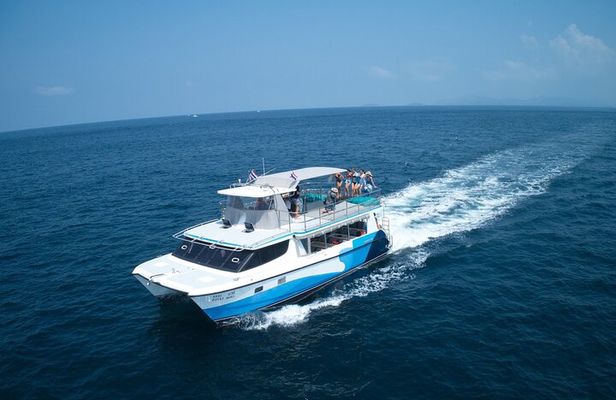 Private Full-Day Boat Tour at Promthep Cape and Banana Beach