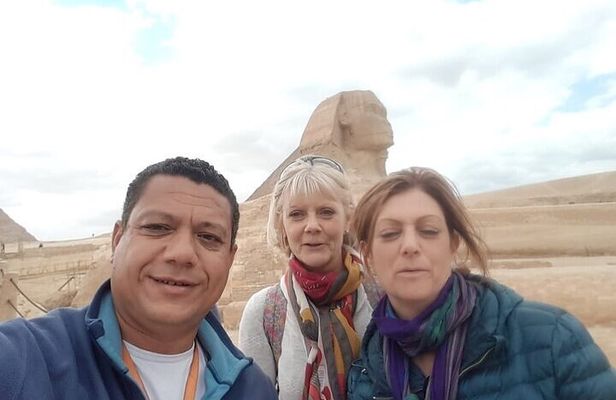 Best Two-Day Guided Tours to the Ancient Cairo ,Giza Pyramids , Sakkara and More