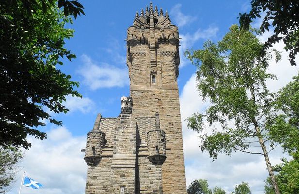 Private Day Tour: Visit 3 Iconic William Wallace Locations