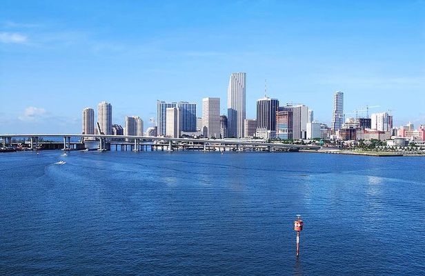 Private City Tour in Miami and Miami Beach