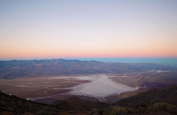 Death Valley Sunrise & Stargazing Day Tour Group Discount for 2 More People