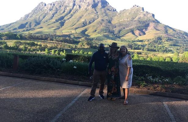 Stellenbosch Small Group Wine Tasting Tour From Cape Town
