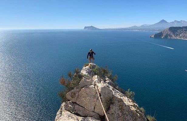 Hiking Peñon de Ifach in Calpe and visit Altea - OFFICIAL GUIDE