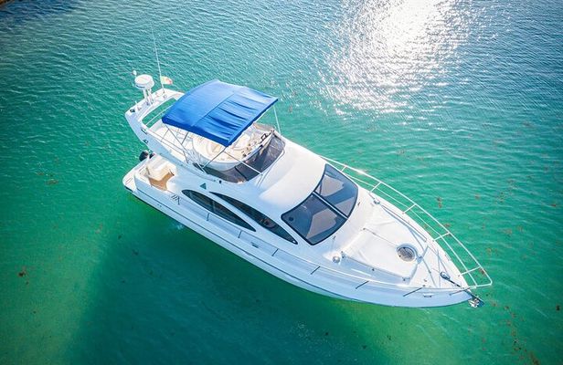 5H 42' Azimut Yacht All-Inclusive from Tulum & Playa del Carmen.