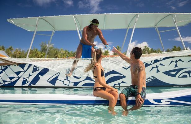 Luxury Private full day tour & Motu lunch in Bora-Bora