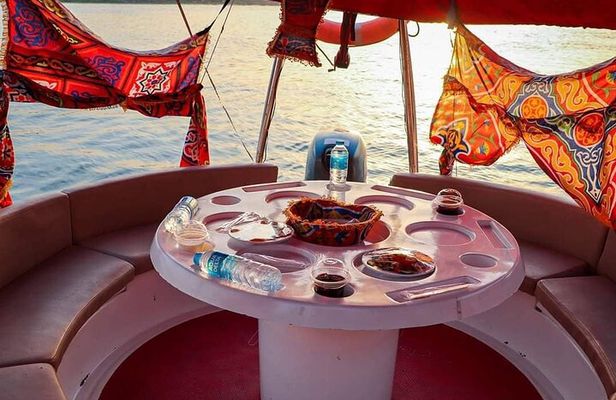 01 Hour Private Short Felucca Donut Boat Trip on The Nile in Cairo With Lunch