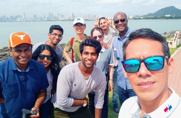 Panama sightseeing tour and Canal visit