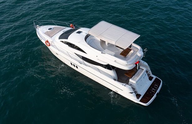 Private Yacht Cruising Rental from Dubai Marina