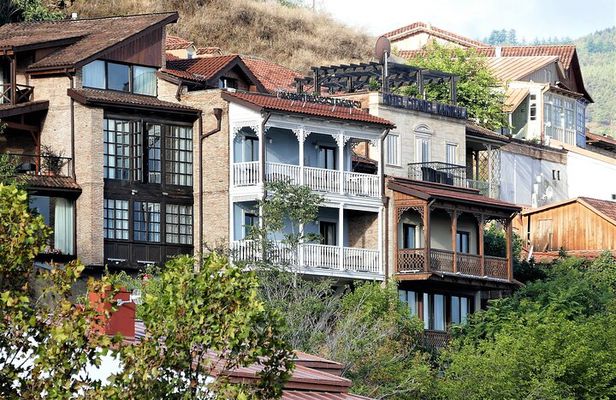 Tbilisi Walking Tour Including Cable Car and Wine Tasting