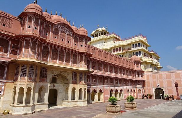From Delhi: Golden Triangle Private Tour by Train