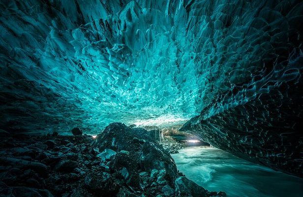 Sapphire Ice Cave Tour from Jökulsárlón - Extra Small Group