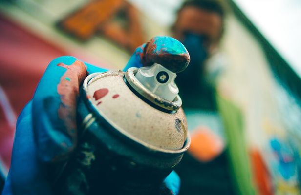 Walking Graffiti Tour with Augmented Reality in Tel Aviv