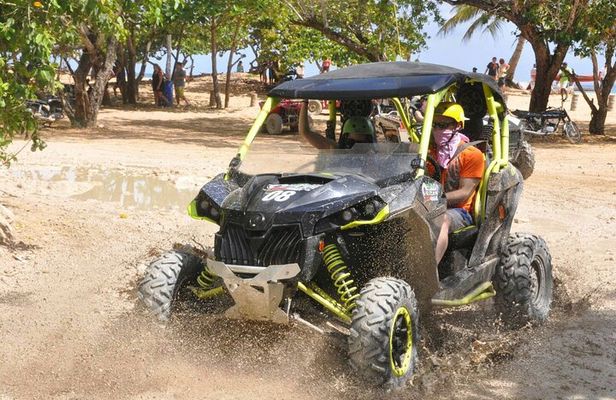3 in 1 Activities in Punta Cana: Terracroos, Horse Back Riding and Parasailing