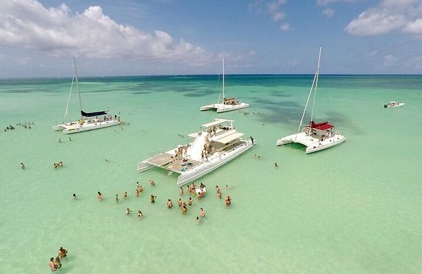 Full day excursion to Saona Island from Uvero Alto wih snorkeling