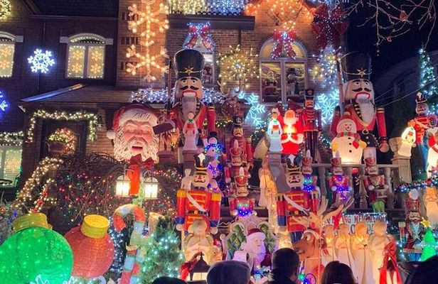 Dyker Heights Christmas Lights Tour