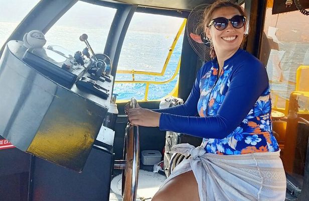 Day Trip in Red Sea Ain Sokhna with Submarine Experience and Lunch
