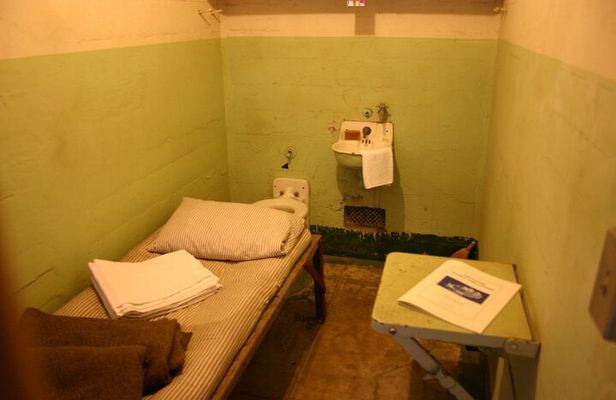 Official Alcatraz Tour Ticket with Ferry Rides From Pier 33