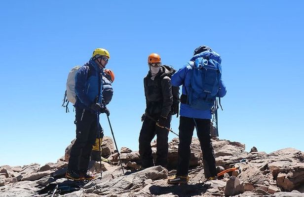 Top 5 Days Kilimanjaro Hiking | Climbing Tour by Marangu Route