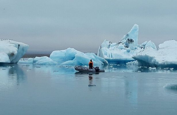 Glacier Lagoon Private Tour with Private Zodiac boat ride on the Iceberg Lagoon